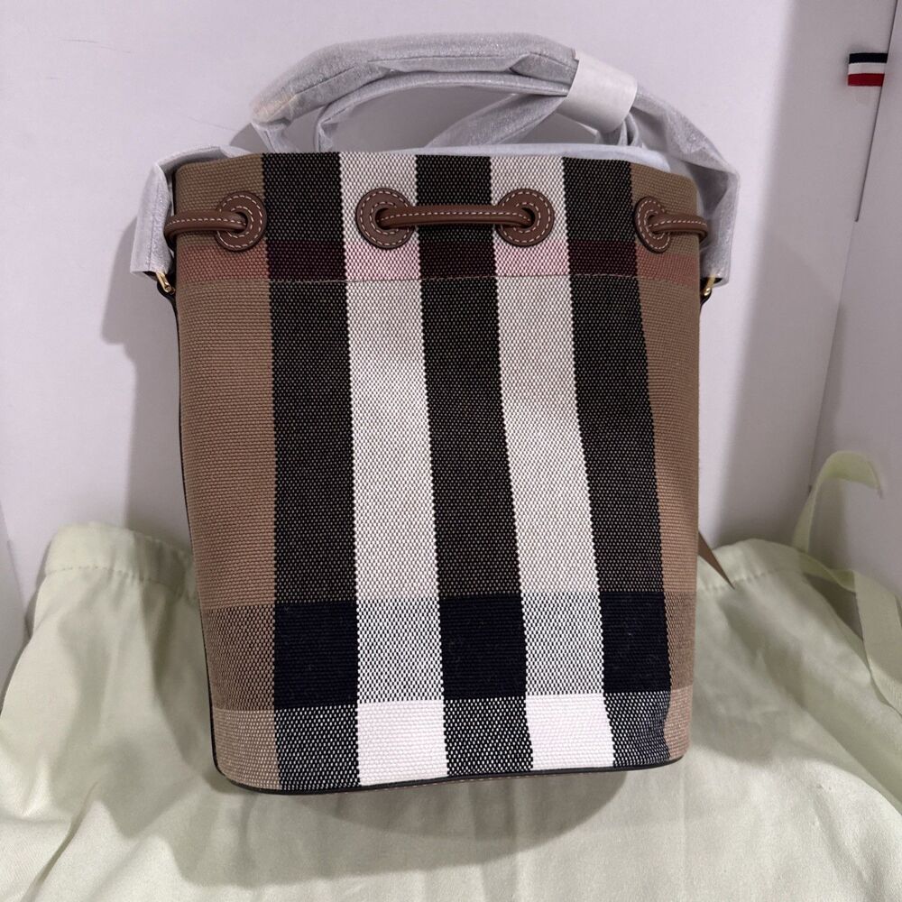 NWT Burberry Small Check Canvas Bucket Bag With Dust Bag - Picture 3 of 7
